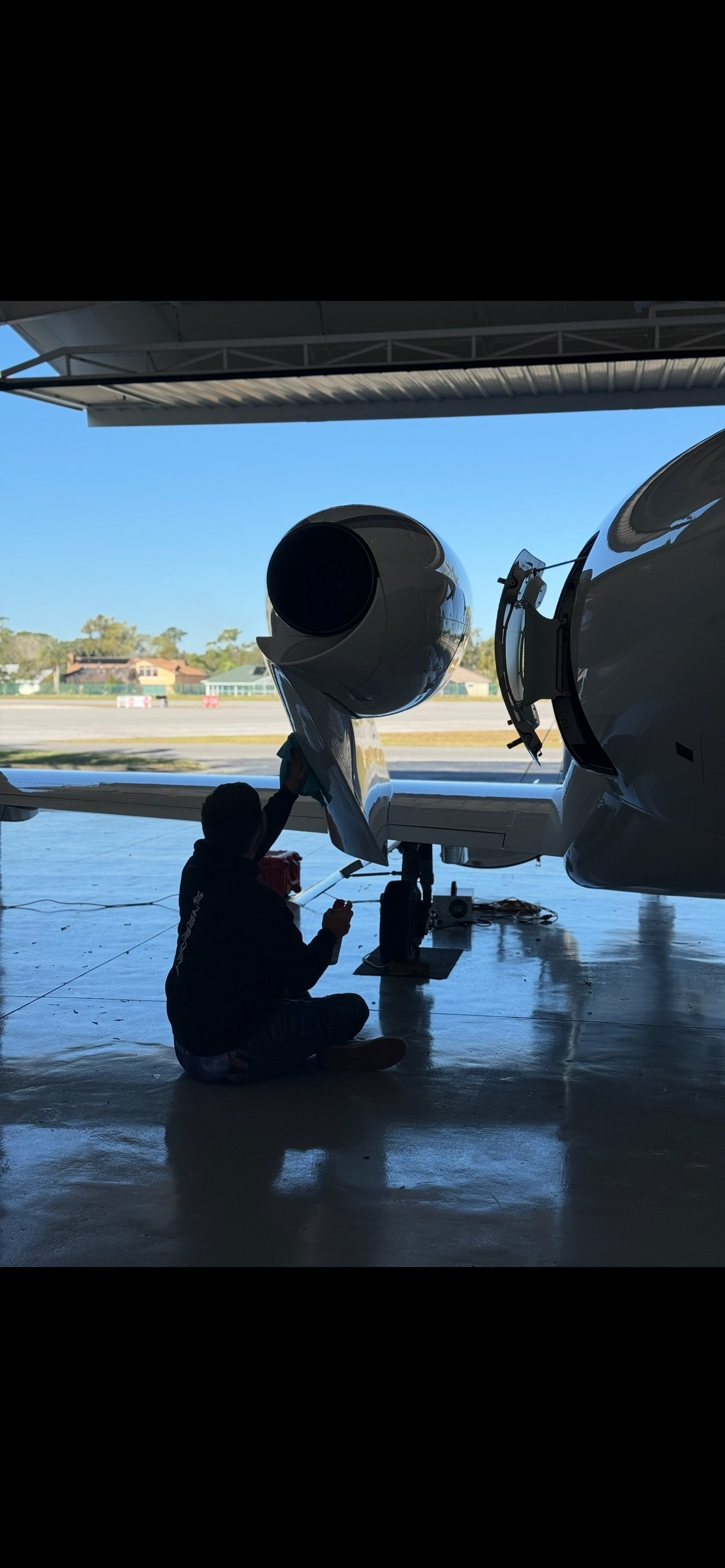 Full Scale Aircraft Management example 3